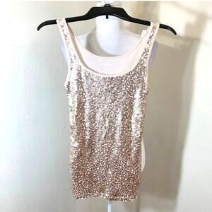 Old navy tank top size S (NWT)